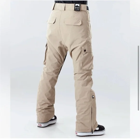 New with tags Montec insulated ski snowboarding pants